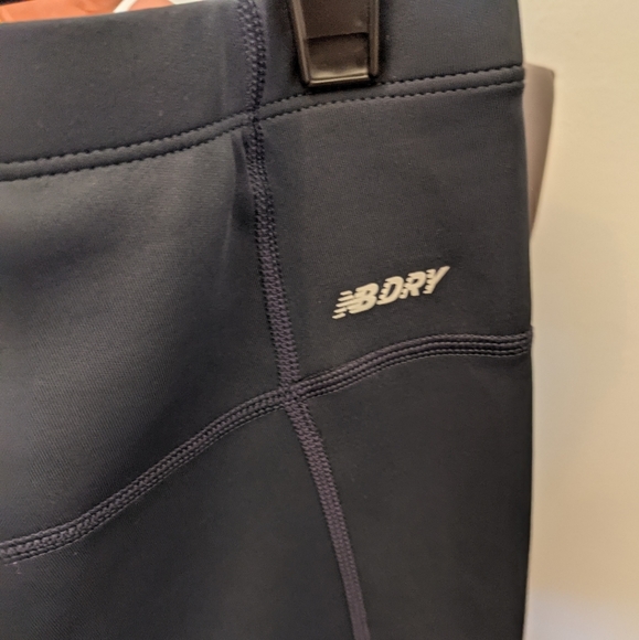 New Balance Color Block Leggings - Picture 3 of 4